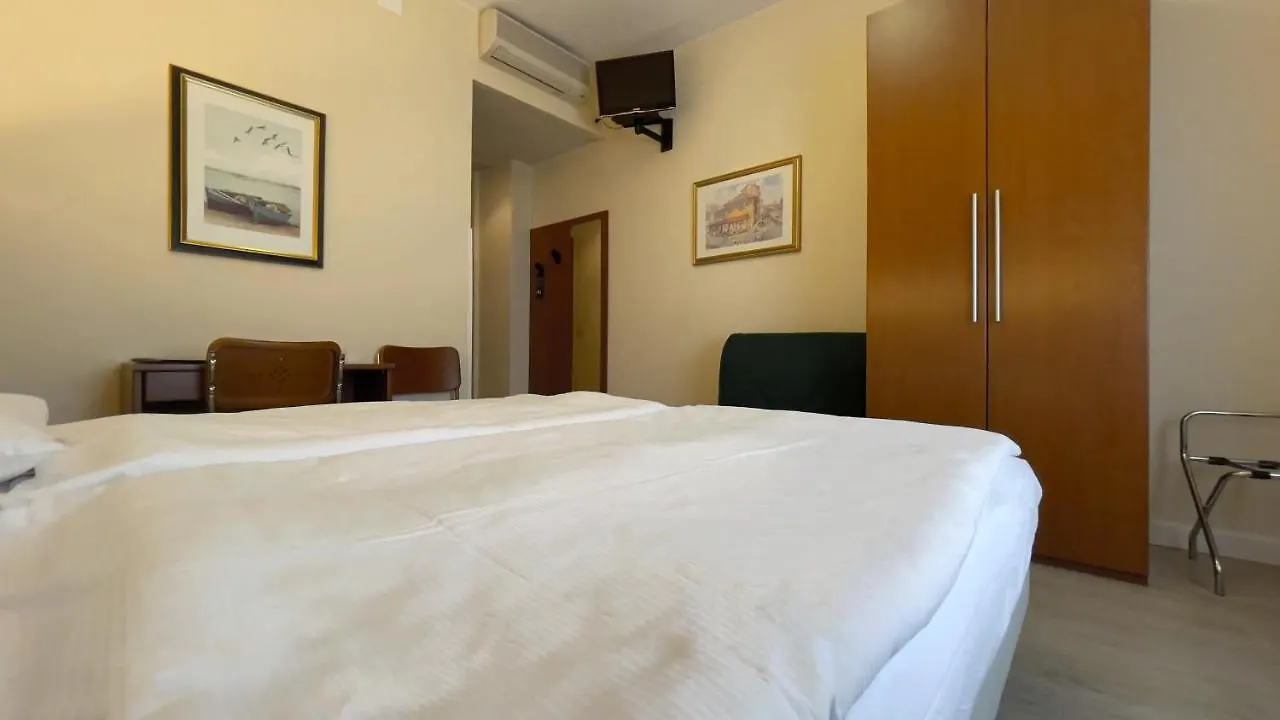 Hotel Paradiso Bardolino