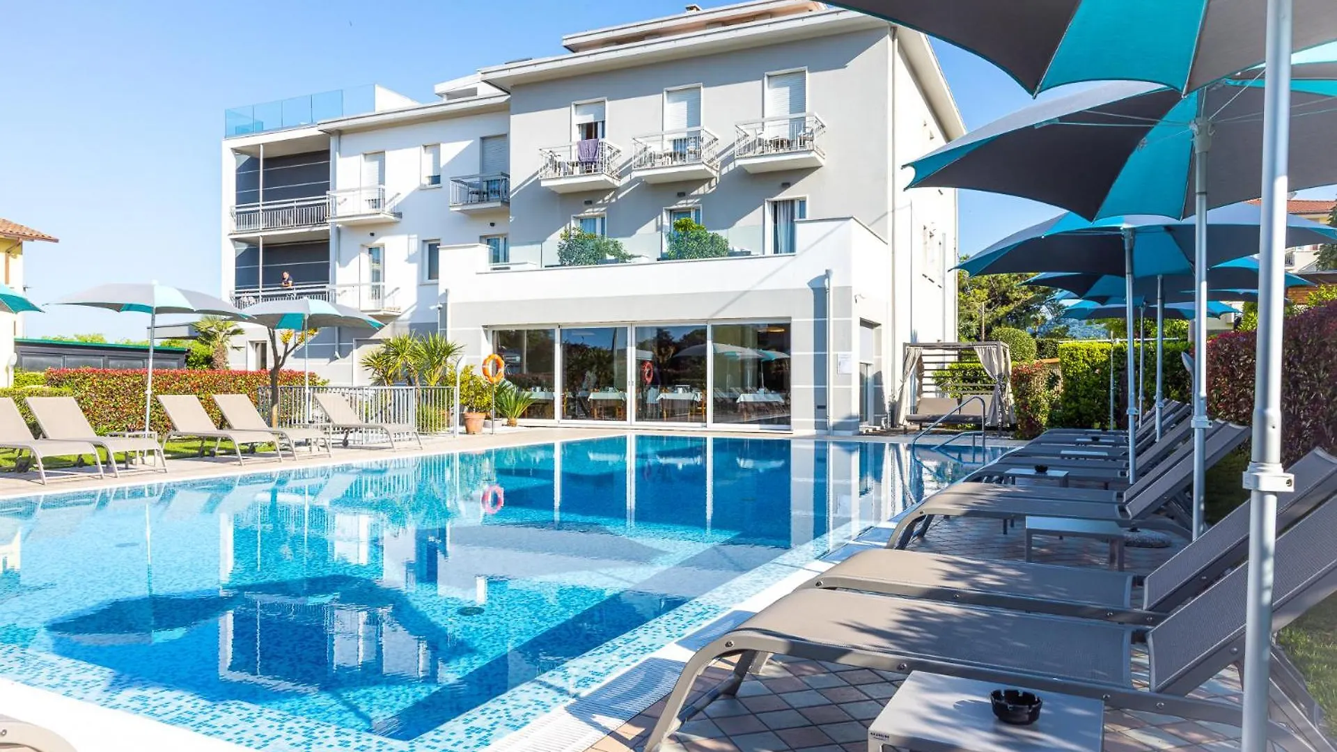 Hotel Paradiso location