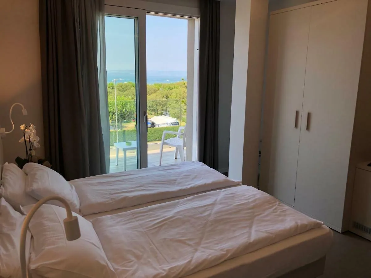 Hotel Paradiso Bardolino 3*,