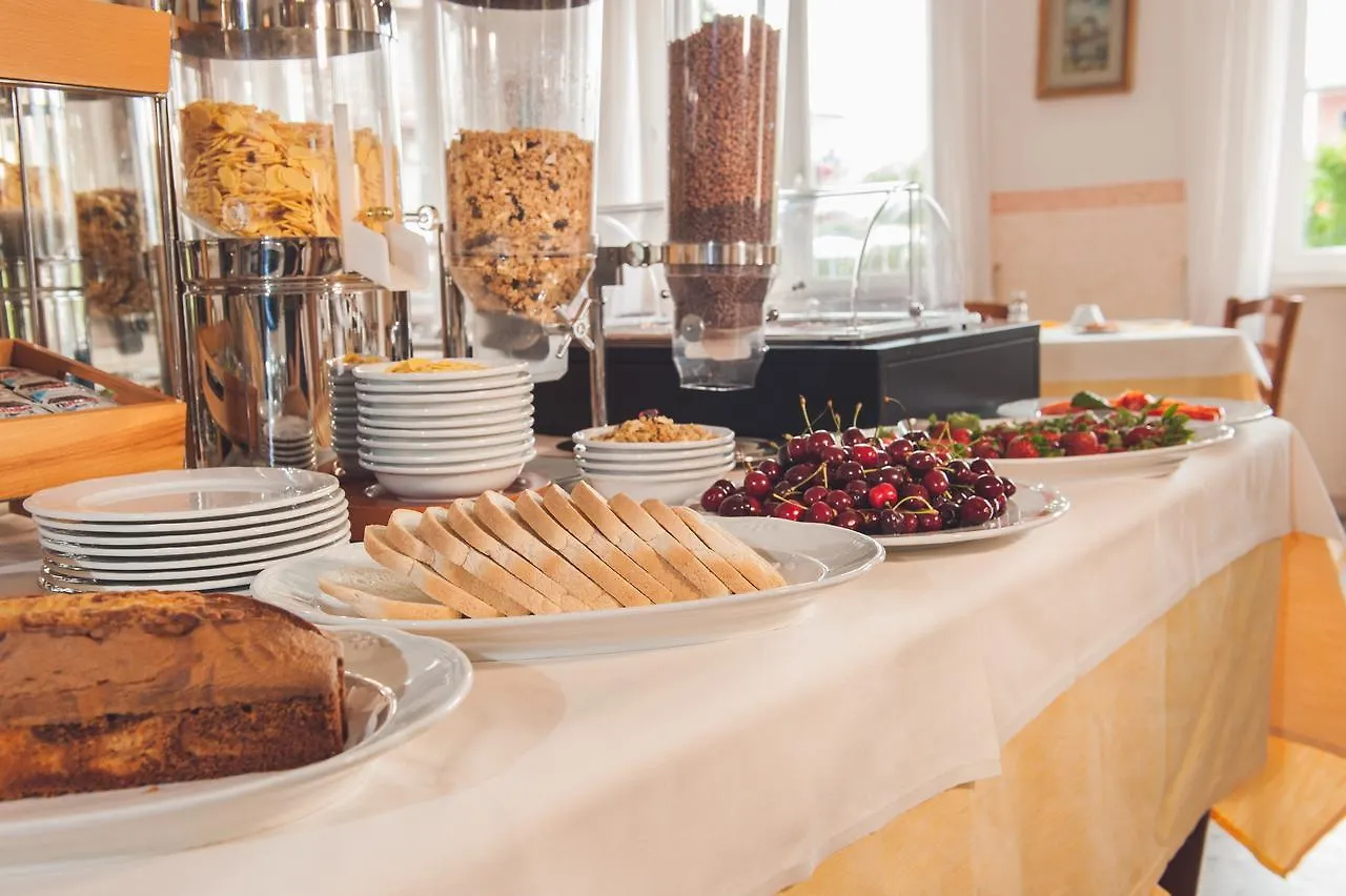 Hotel Paradiso Bardolino 3*,  Italie